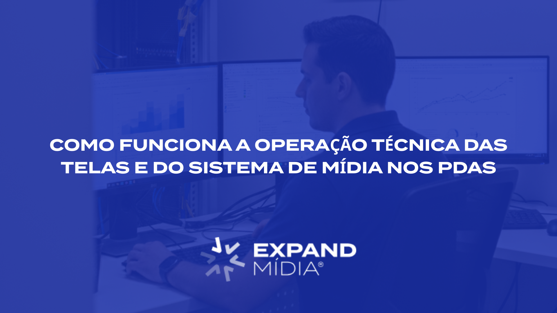 Como funciona a operação técnica das telas e do sistema de mídia nos PDAs